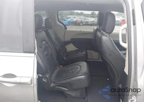 2018 Chrysler Pacifica Touring L z USA, uszkodzony, nr VIN 2C4RC1BG2JR154053